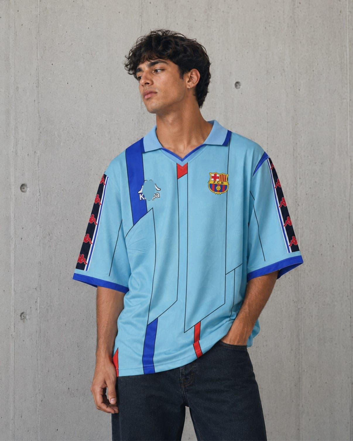 BARCELONA 1995 FIVE SLEEVE RETRO JERSEY RONALDO