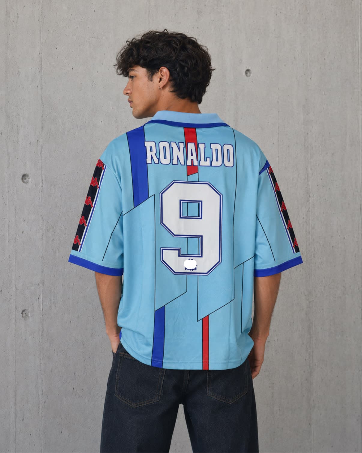 BARCELONA 1995 FIVE SLEEVE RETRO JERSEY RONALDO
